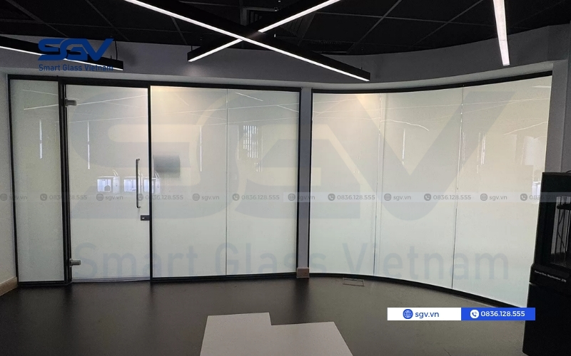 anh-lap-dat-film-dien-thong-minh-tai-ninh-binh-2